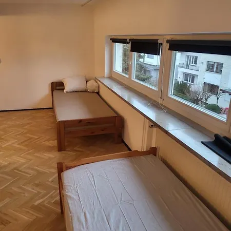 Rooms4rest Cisowa - Private For Tourists - Atr Consulting Sp, Z O,o, Albergue *