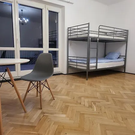 Rooms4rest Cisowa - Private For Tourists - Atr Consulting Sp, Z O,o, Hostel Warschau